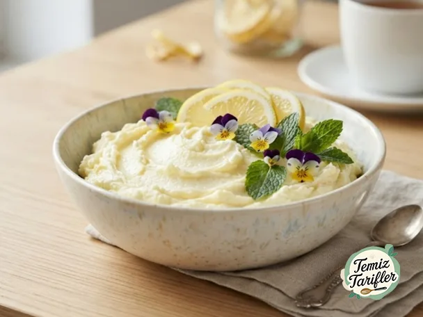 5 Dakikada Ekşi Limonlu Krem Peynirli Krema Tarifi