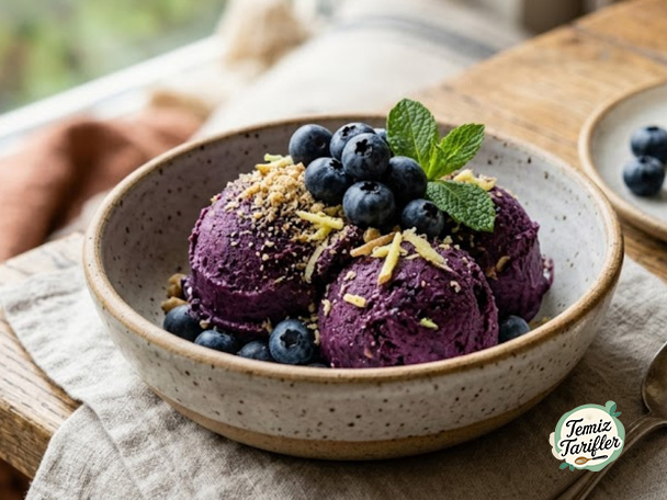 Vegan Yaban Mersinli Zencefilli Dondurma Tarifi: Denemeye Değer!