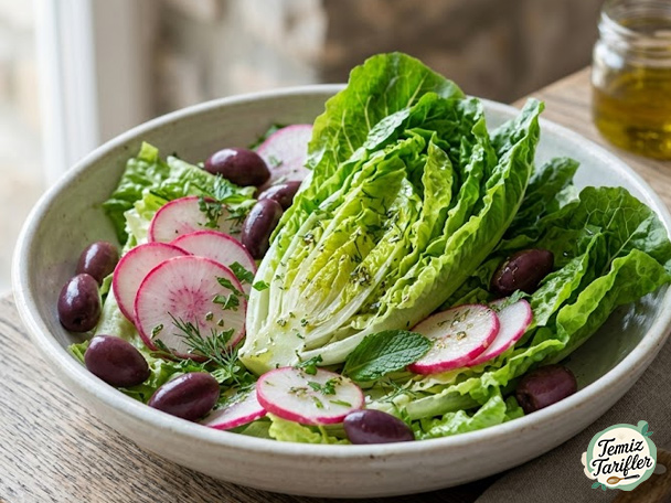 Homemade Classic Moshe Green Salad