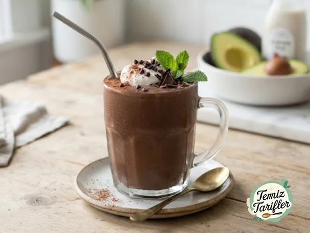 Evde Çikolatalı Avokado Smoothie Nasıl Yapılır?