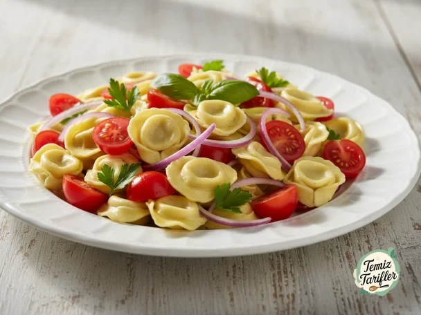 Lezzetli Tortellini Makarna Salatası Tarifi