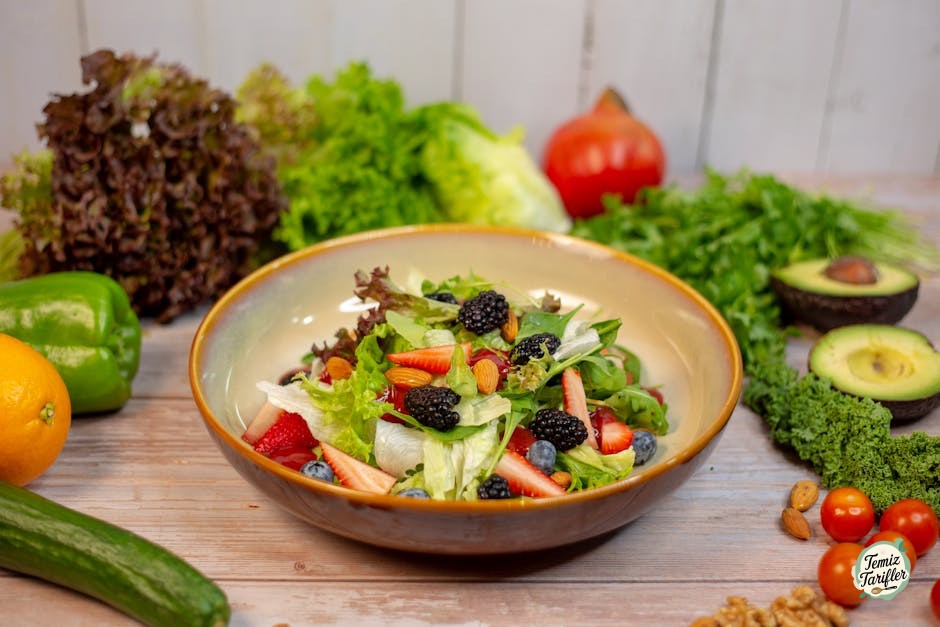 A Delicious Touch: Green Spring Salad